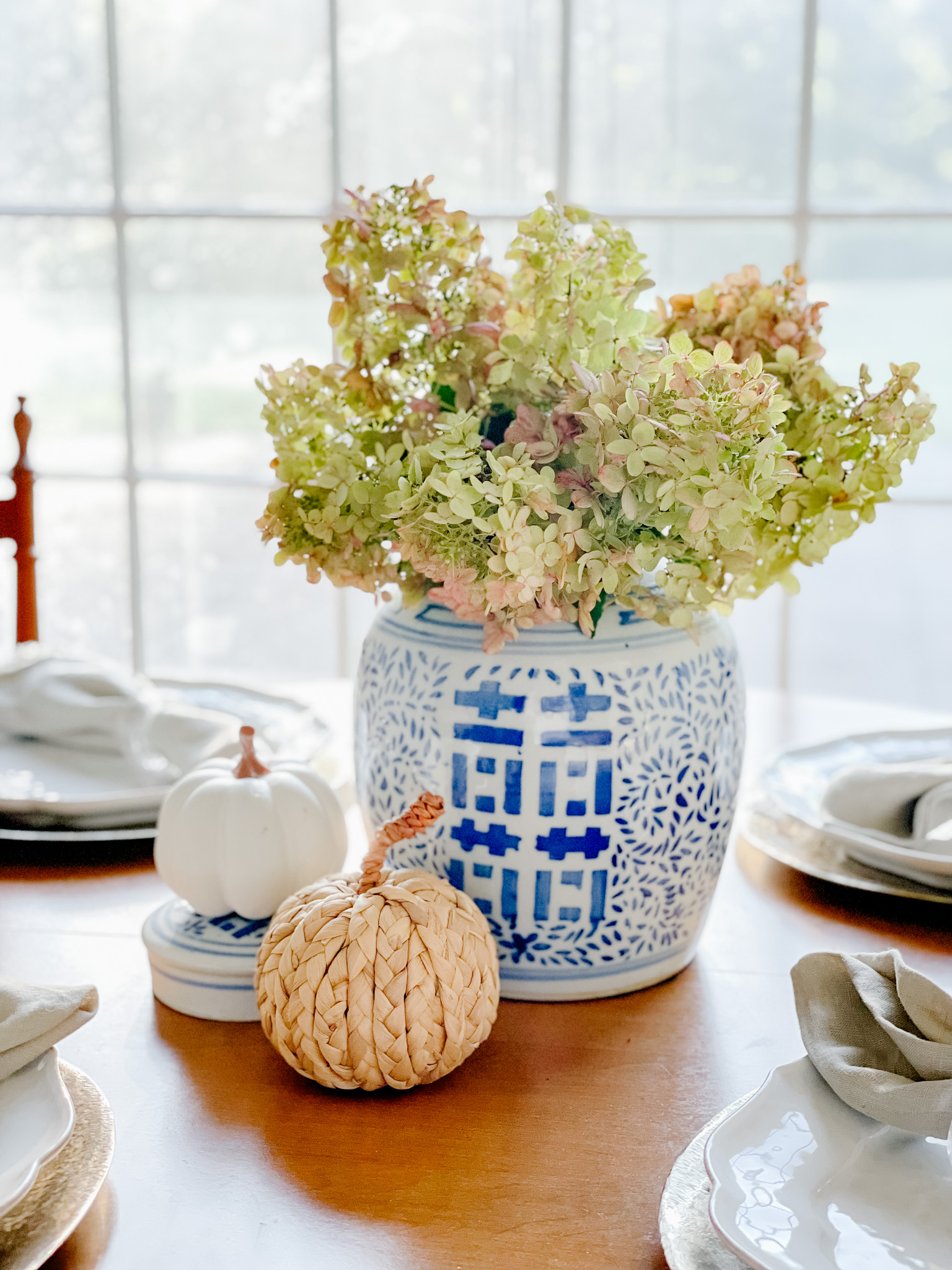 6 Entertaining Ideas for Your Next Fall Gathering - Julia East